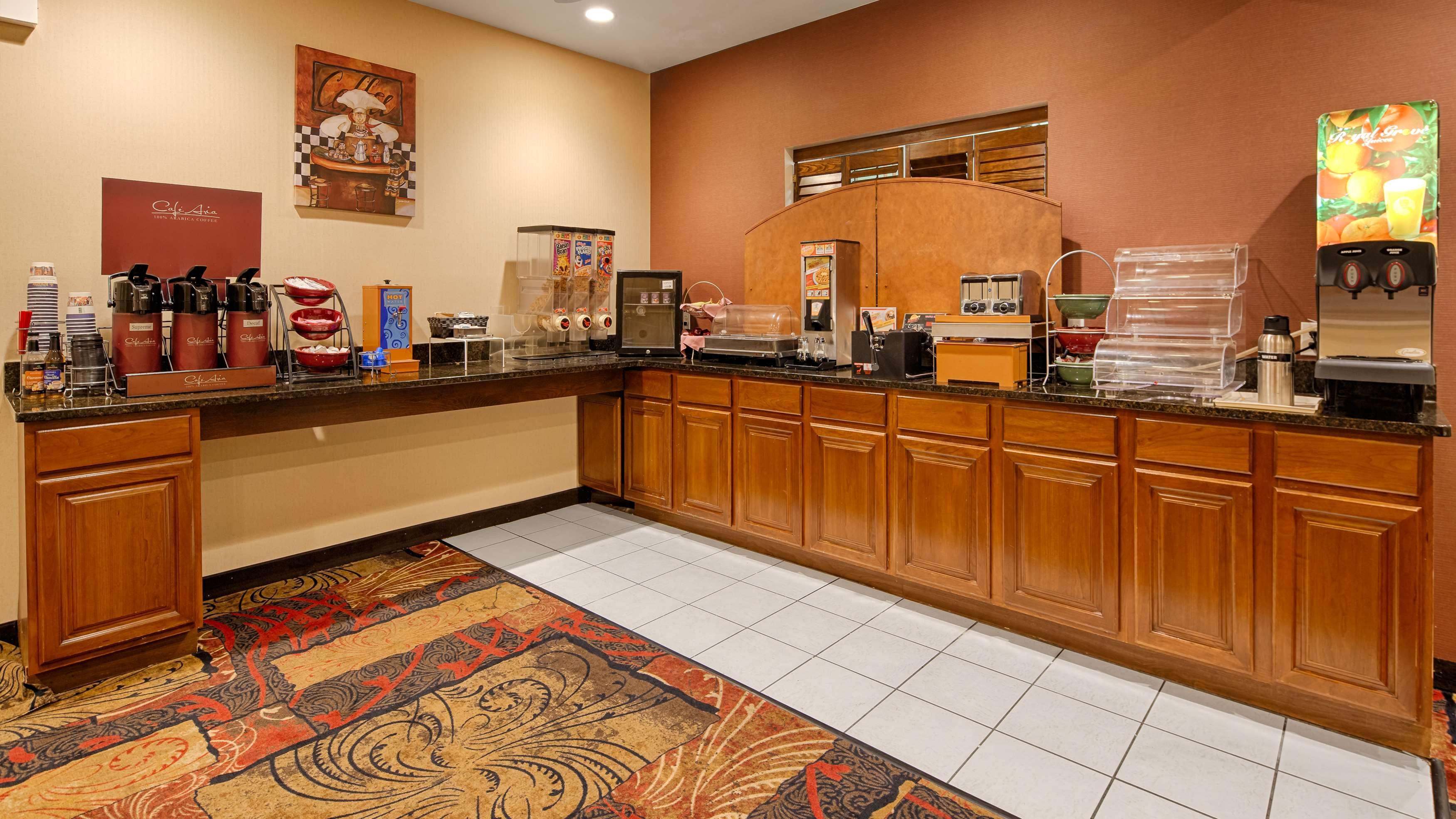 Best Western Plaza Hotel סאוגטוק מראה חיצוני תמונה