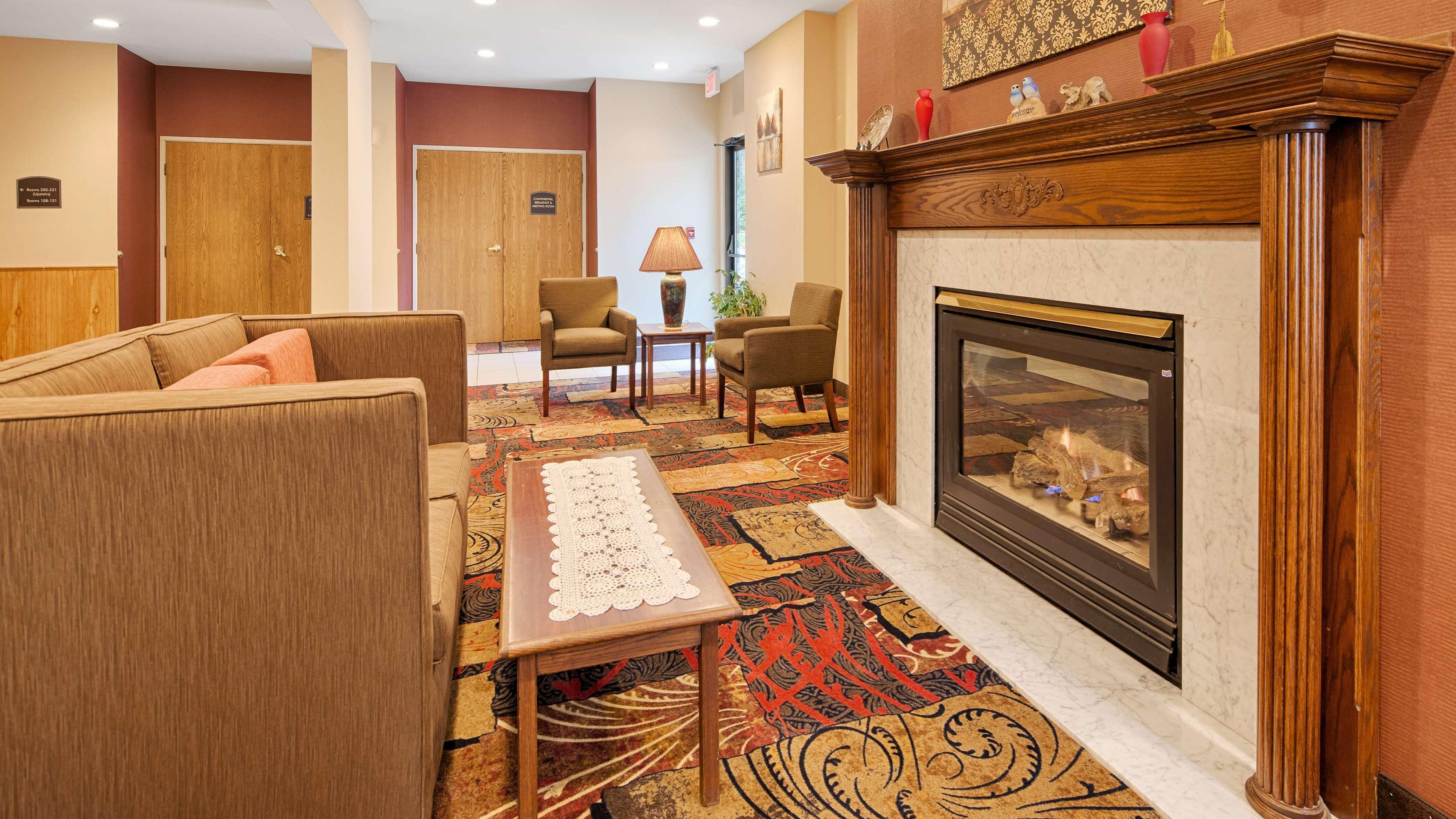Best Western Plaza Hotel סאוגטוק מראה חיצוני תמונה